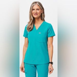 Catarina™ One-Pocket Scrub Top and Zamora™ Jogger Scrub Pants